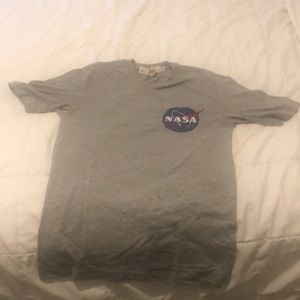 H&M NASA T-SHIRT